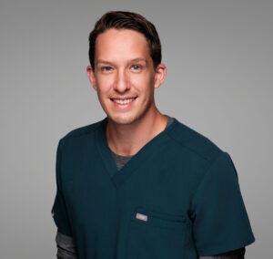  Taylor Dietl, DDS